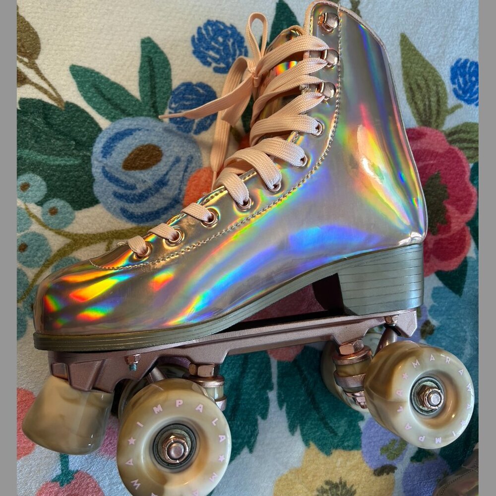 ⭐ Impala Quad Skates – Marawa Rose Holographic Gold | Women’s Size US8 | Worn 2x - Picture 10 of 11